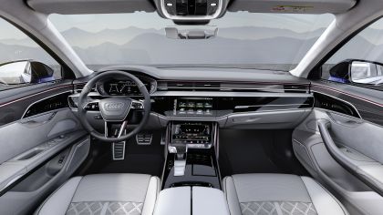 2022 Audi S8 9