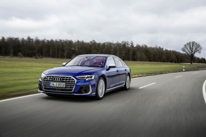 2022 Audi S8 19