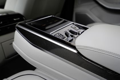 2022 Audi S8 38