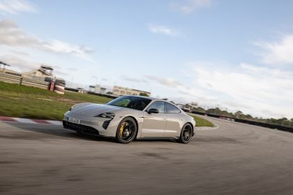 2022 Porsche Taycan GTS 48