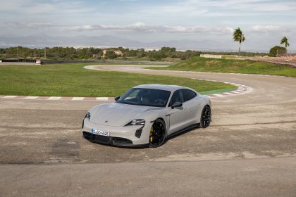 2022 Porsche Taycan GTS 53
