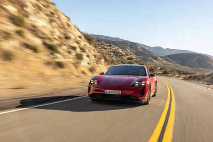 2022 Porsche Taycan GTS Sport Turismo 14