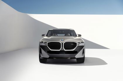 2021 BMW XM concept 2