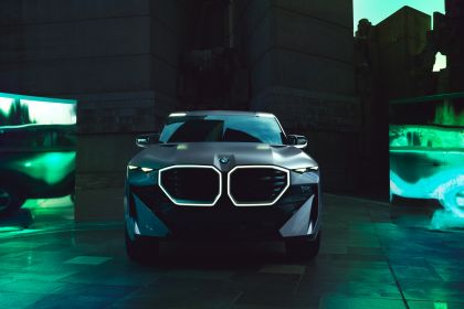 2021 BMW XM concept 20