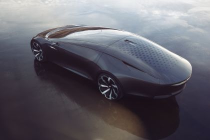 2022 Cadillac InnerSpace Autonomous concept 18