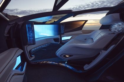 2022 Cadillac InnerSpace Autonomous concept 35
