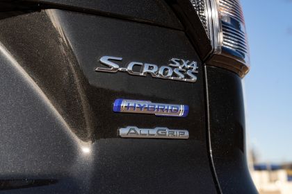 2022 Suzuki S-Cross SX4 Hybrid All Grip - UK version 39