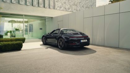 2022 Porsche 911 ( 992 ) Targa 4 GTS 50th Anniversary Edition 5