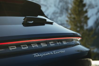2022 Porsche Taycan Turbo Sport Turismo 12