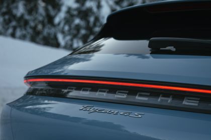 2022 Porsche Taycan 4S Sport Turismo 14