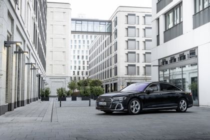 2022 Audi A8 L TFSI e 1