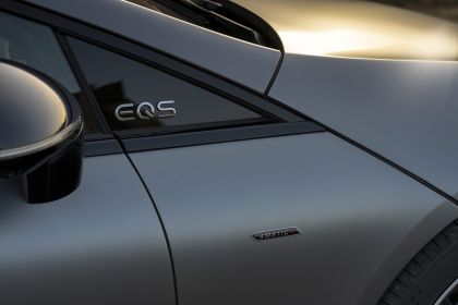 2022 Mercedes-AMG EQS 53 4Matic+ - UK version 38