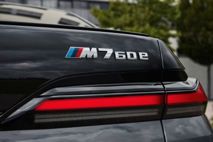 2023 BMW M760e ( G70 ) xDrive 45