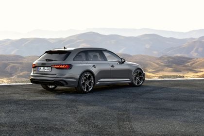 2023 Audi RS4 Avant competition plus 2