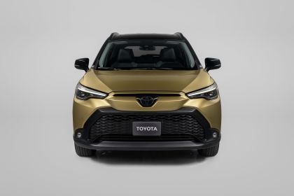 2023 Toyota Corolla Cross Hybrid XSE - USA version 4