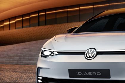 2022 Volkswagen ID.Aero concept 7