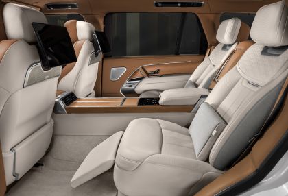 2022 Land Rover Range Rover SV Serenity 55