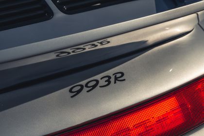 2022 Autoart 993R ( based on Porsche 911 993 ) 10