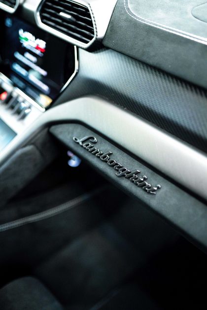 2023 Lamborghini Urus Performante 36