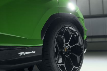 2023 Lamborghini Urus Performante 42