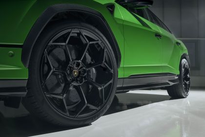 2023 Lamborghini Urus Performante 46