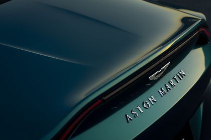 2023 Aston Martin V12 Vantage roadster 14