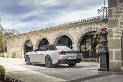 2024 Ford Mustang GT convertible 23