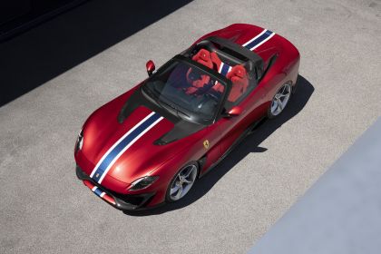 2022 Ferrari SP51 4