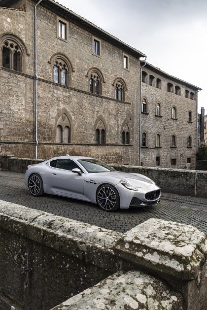 2023 Maserati GranTurismo Modena 13
