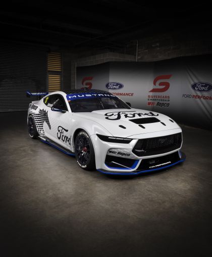 2023 Ford Mustang GT Supercar race car 4