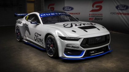 2023 Ford Mustang GT Supercar race car 2