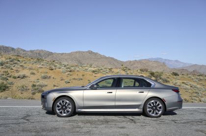 2023 BMW i7 ( G70 ) xDrive60 - USA version 82