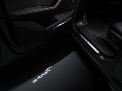 2024 Audi Q8 e-tron quattro 53