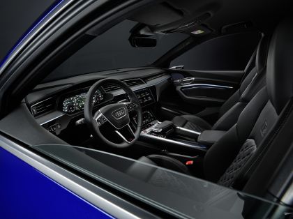 2024 Audi SQ8 Sportback e-tron quattro 54