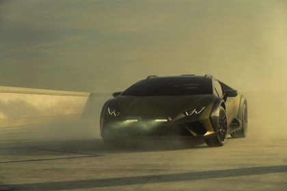 2024 Lamborghini Huracán Sterrato 2