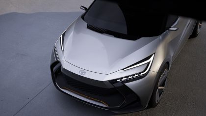 2022 Toyota C-HR Prologue concept 8