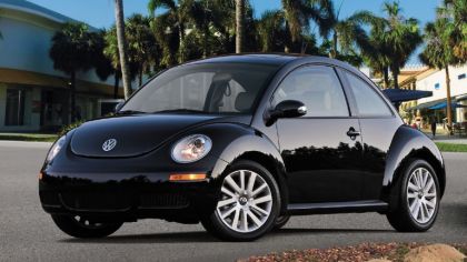 2008 Volkswagen New Beetle 3
