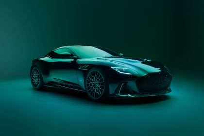 2023 Aston Martin DBS 770 Ultimate 4