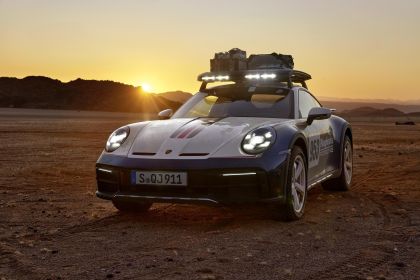 2023 Porsche 911 ( 992 ) Dakar Rallye Design Package 55