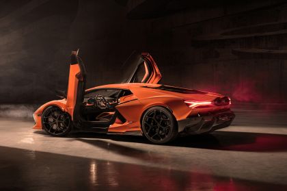 2024 Lamborghini Revuelto 24