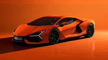 2024 Lamborghini Revuelto 4