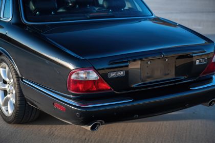 1998 Jaguar XJR - USA version 94