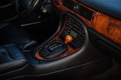 1998 Jaguar XJR - USA version 110