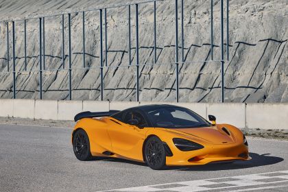 2024 McLaren 750S 31