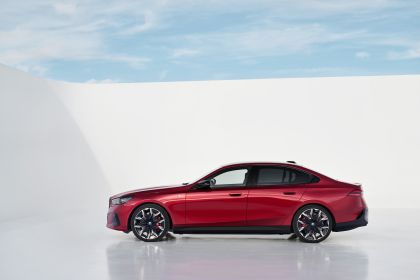 2024 BMW i5 ( G60 ) M60 xDrive 9