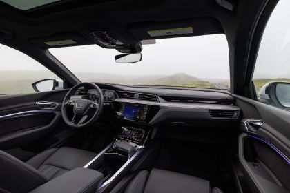 2024 Audi Q8 Sportback e-tron quattro - USA version 55