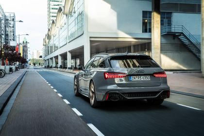 2023 Audi RS6 Avant performance 26