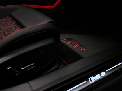 2023 Audi RS6 Avant performance 94