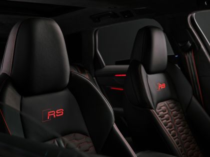 2023 Audi RS6 Avant performance 96