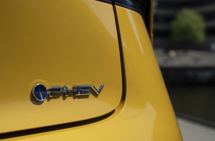 2023 Toyota Prius Plug-in Hybrid - EU version 72
